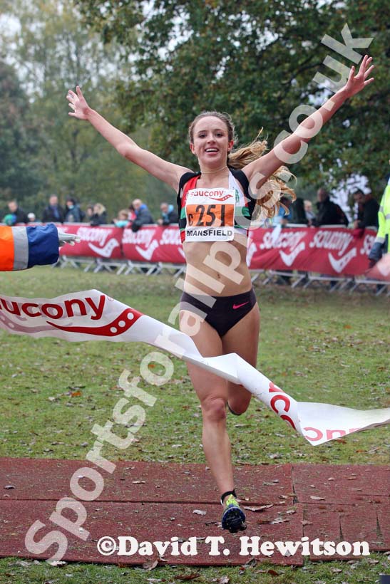 Emelia Gorecka brings Aldershot Farnham and District home to win Junior Womens National Cross Country Relays, Berry Hill Park, Mansfield. Photo: David T. Hewitson/Sports for All Pics